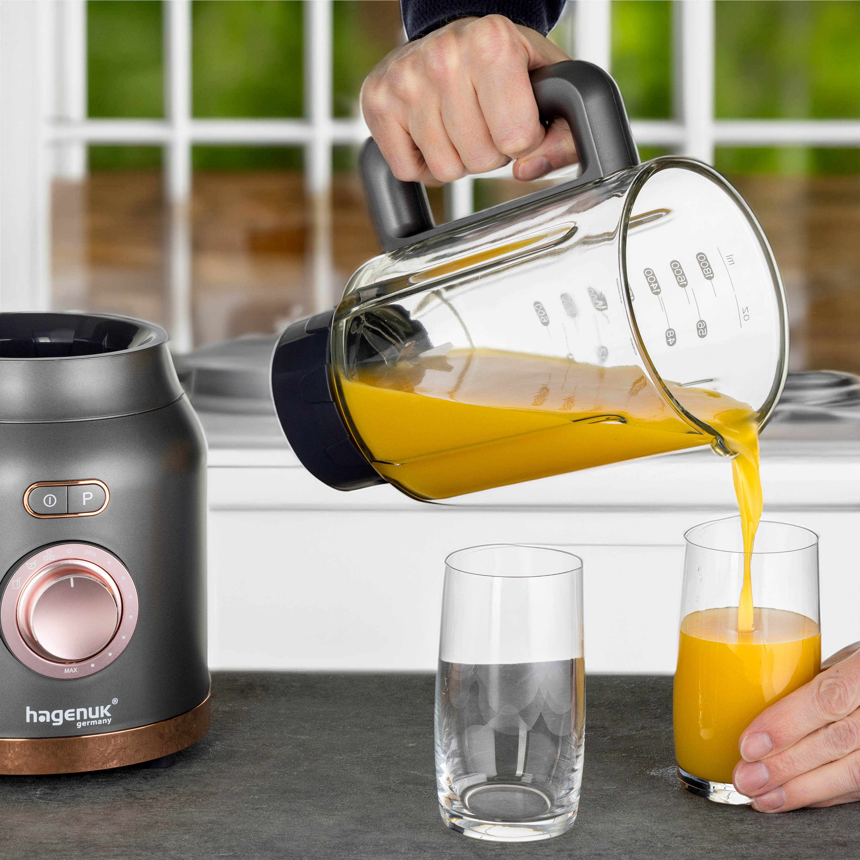 2-in-1 Powermixer & Smoothiemaker